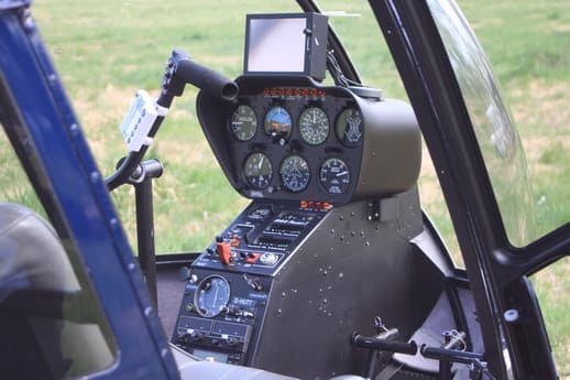 Helikopter Cockpit Robinson