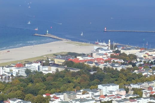 Warnemünde aus der Luft erleben